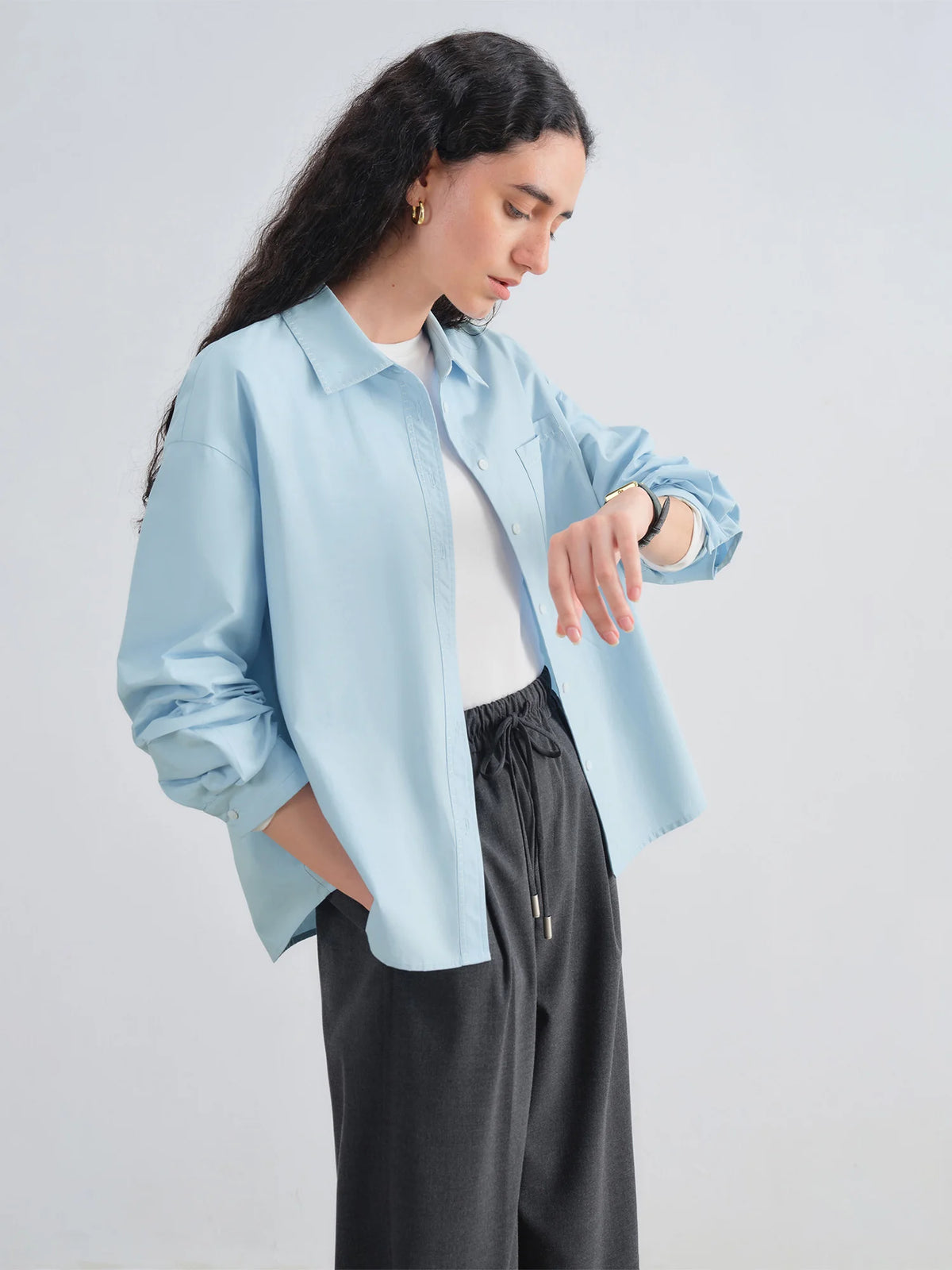 VILZSTUDIOS Minimalist Contrast Trim Cotton Shirt