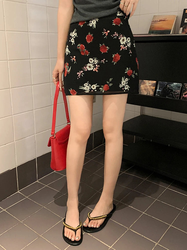 VILZSTUDIOS Spicy Retro Floral Mini Skirt