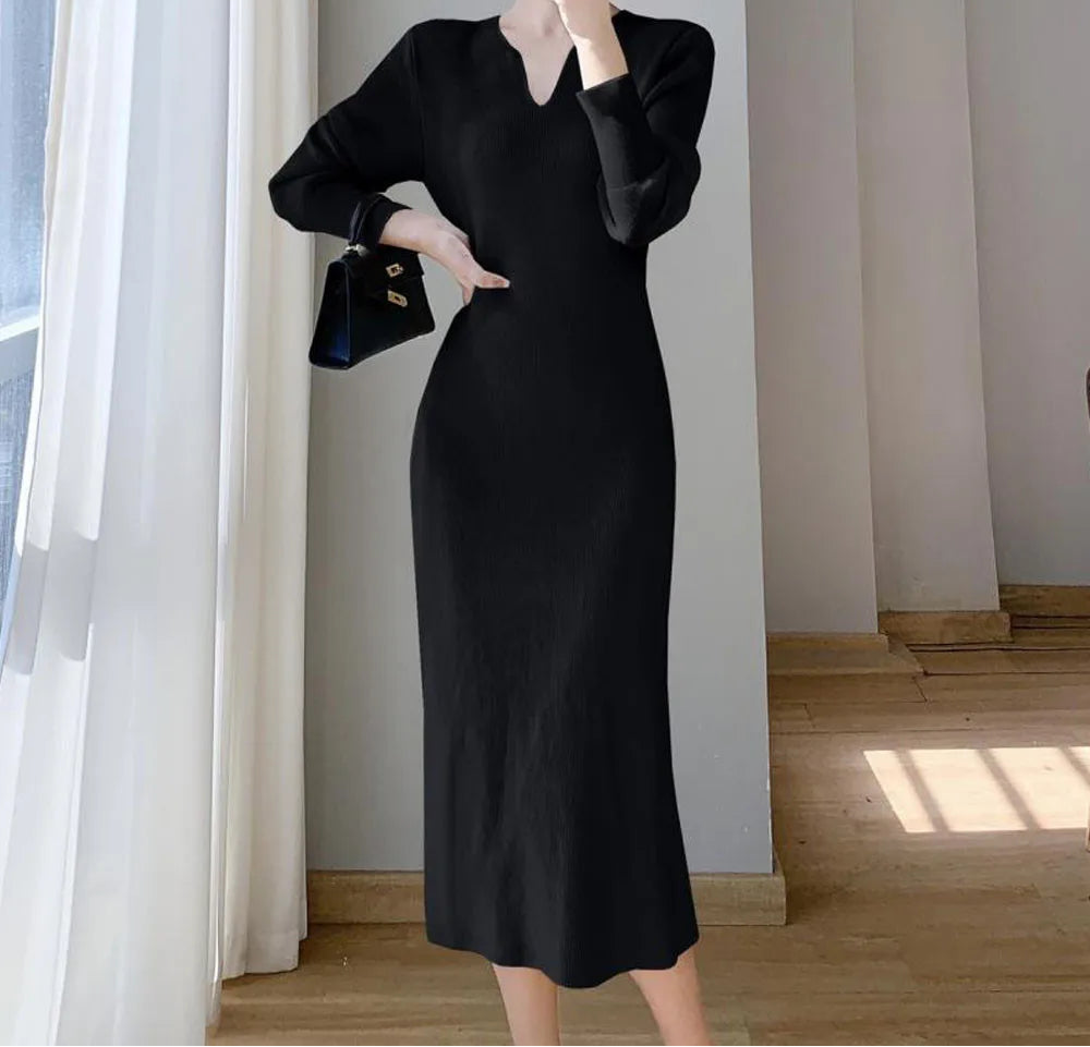 VILZSTUDIOS V-Neck Knitted Slim Midi Dress