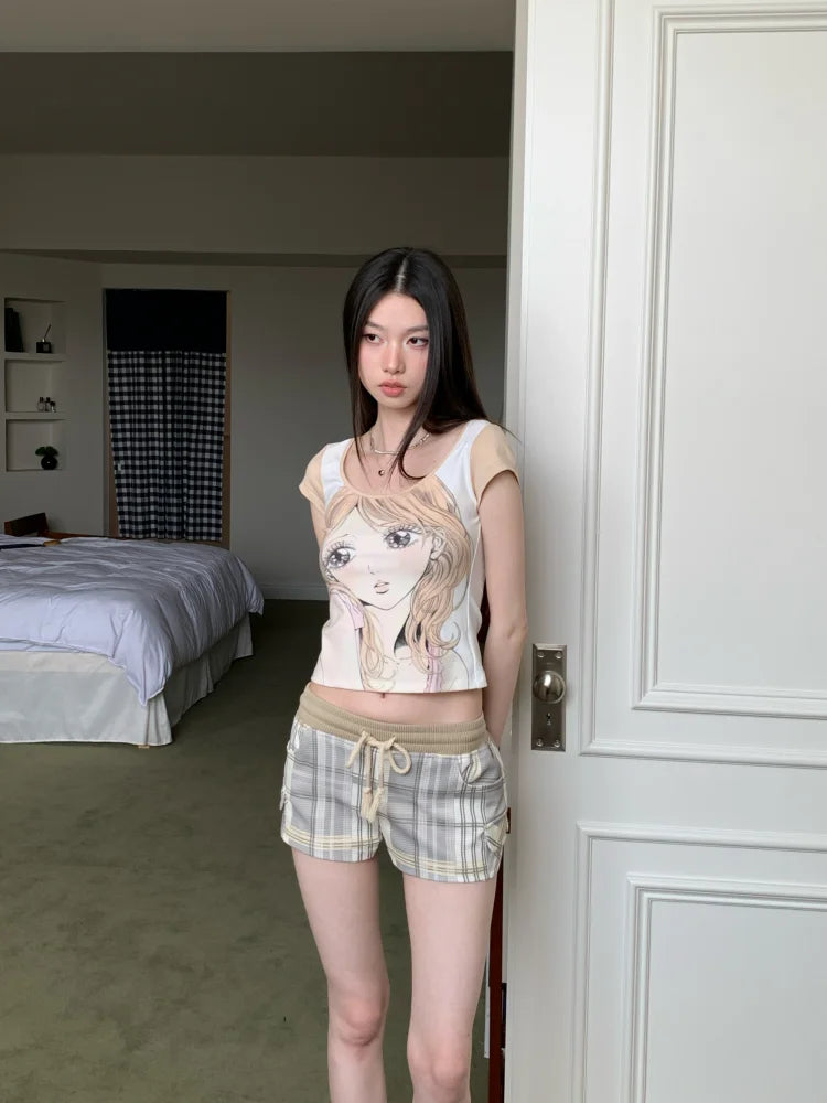 VILZSTUDIOS Anime Girl Graphic Crop Top