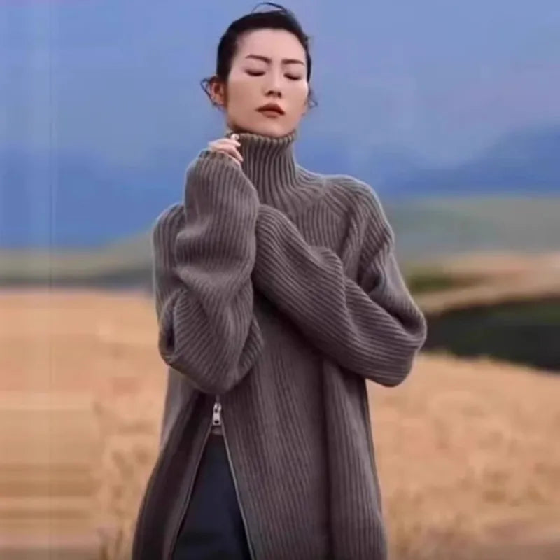 VILZSTUDIOS Cozy High Neck Sweater
