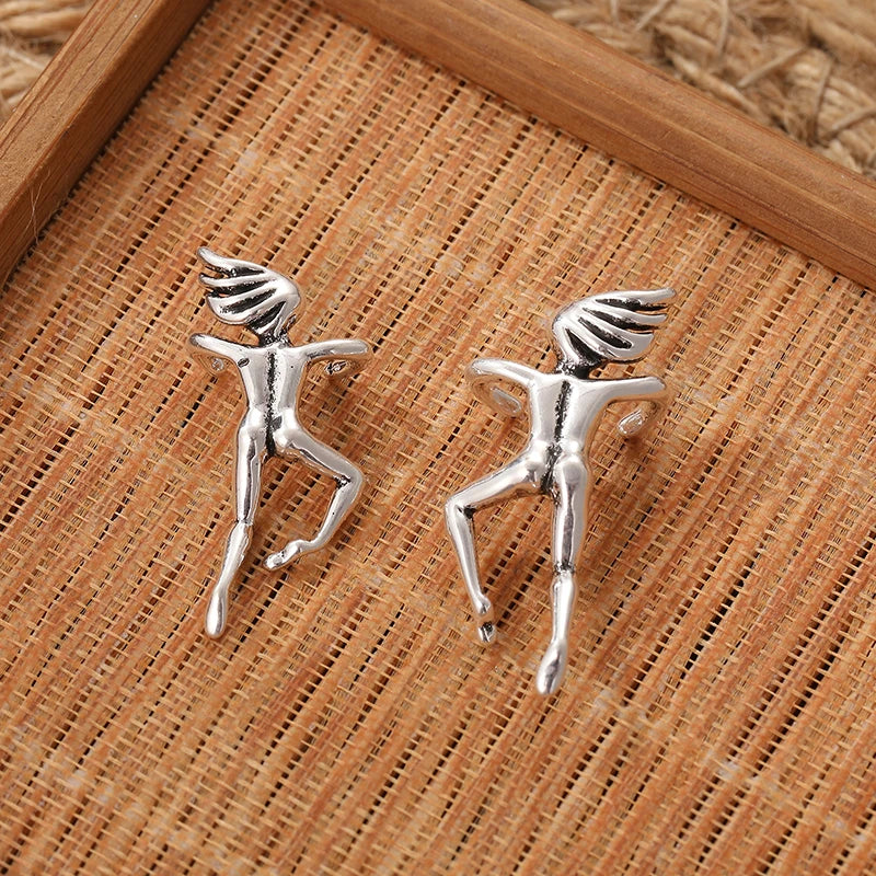 VILZSTUDIOS Stylish Silver 3D Character Clip Earring