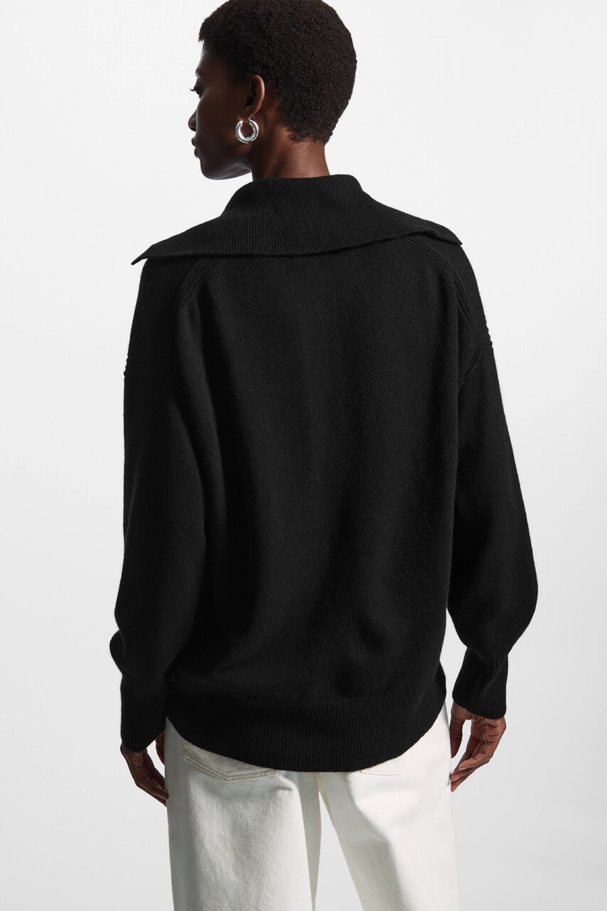 VILZSTUDIOS Casual Open Neck Wool Sweater
