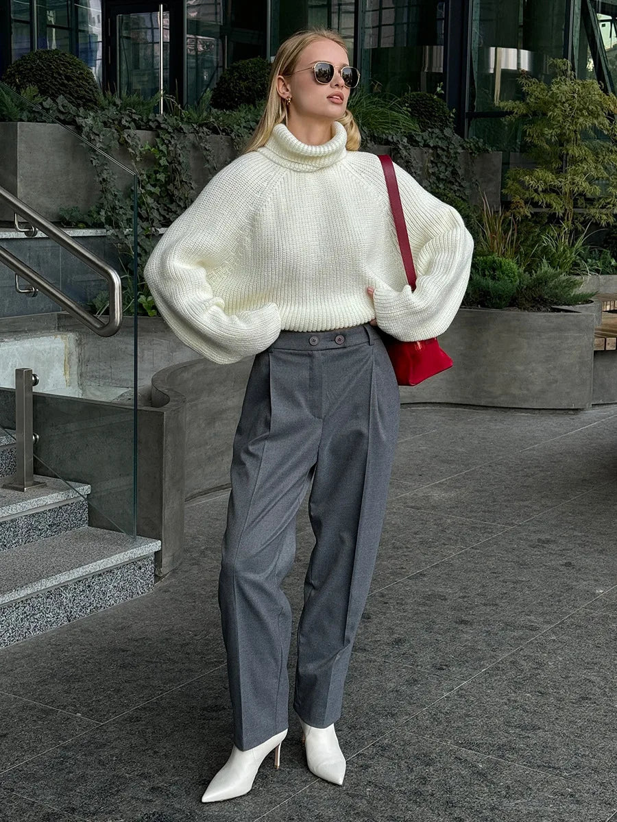 VILZSTUDIOS Cozy Hollow Turtleneck Sweater