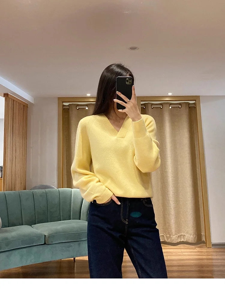 VILZSTUDIOS Cozy Wool V-Neck Knitted Sweater