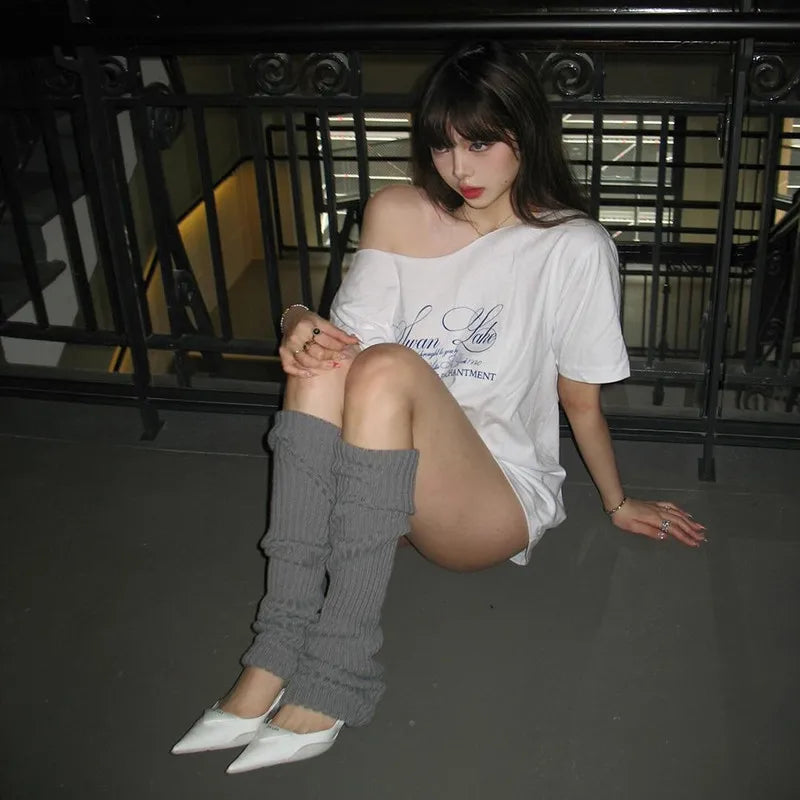 VILZSTUDIOS Casual Off-Shoulder T-Shirt