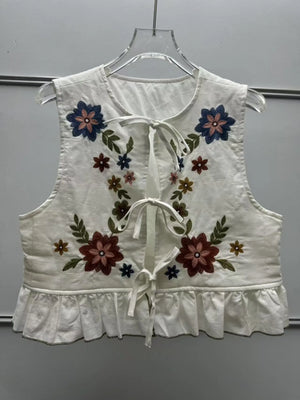VILZSTUDIOS Chic Floral Embroidered Lace-Up Blouse