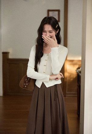 VILZSTUDIOS Apricot Elegant Metal Button Slit Cardigan