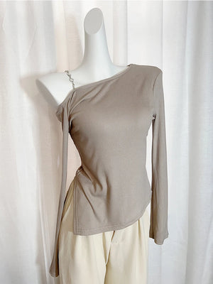 VILZSTUDIOS Asymmetrical Off Shoulder Knitted Long Sleeve Top