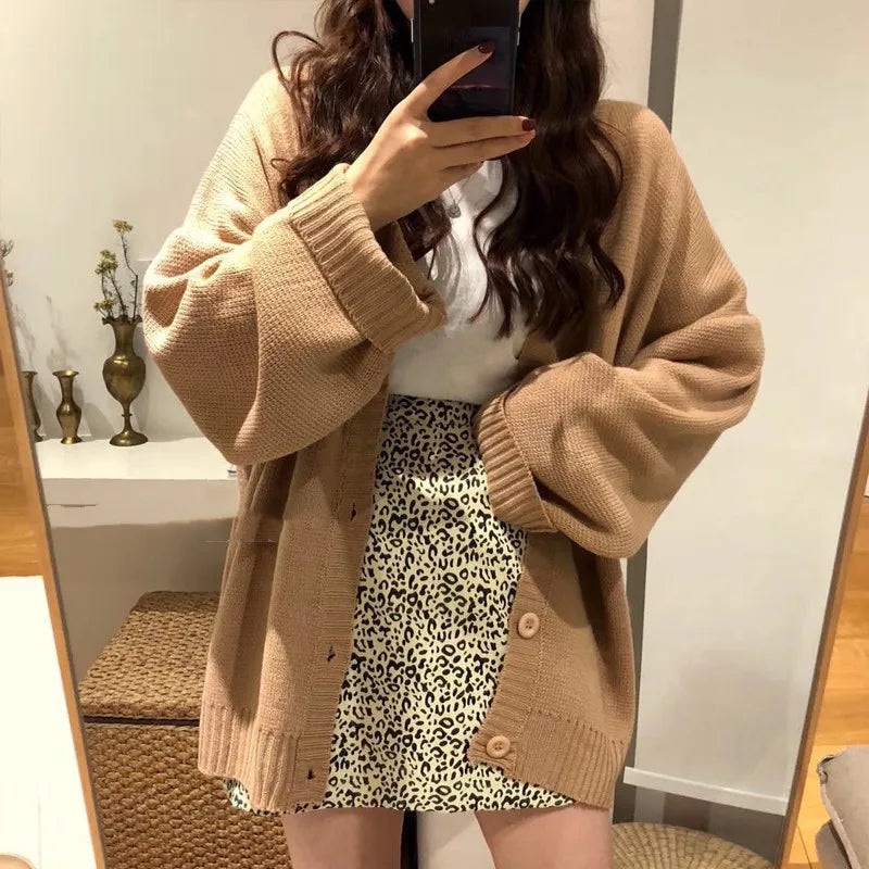 VILZSTUDIOS Cozy Loose Knitted V-Neck Cardigan