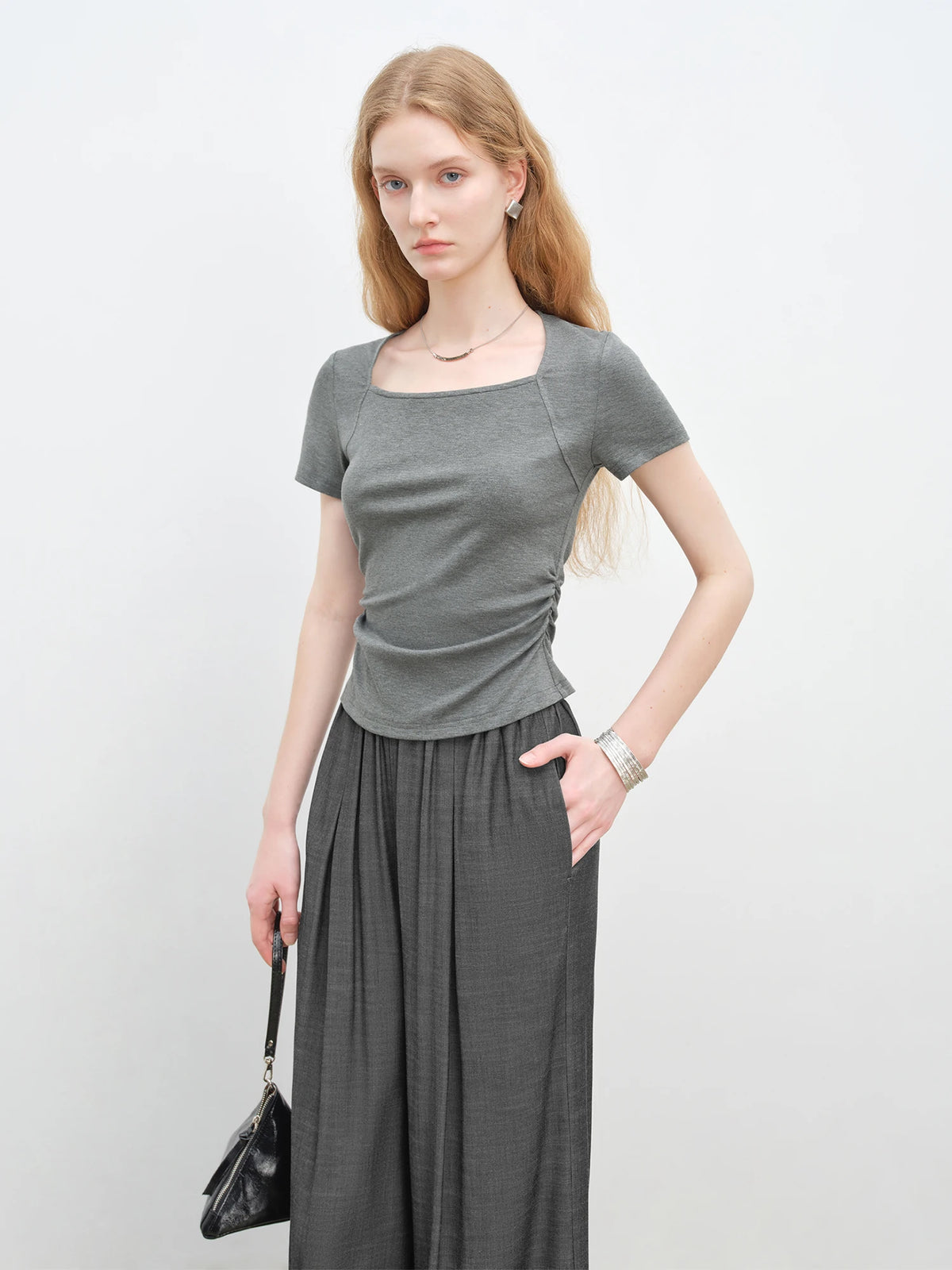 VILZSTUDIOS Slim Fit Square Neck T-Shirt