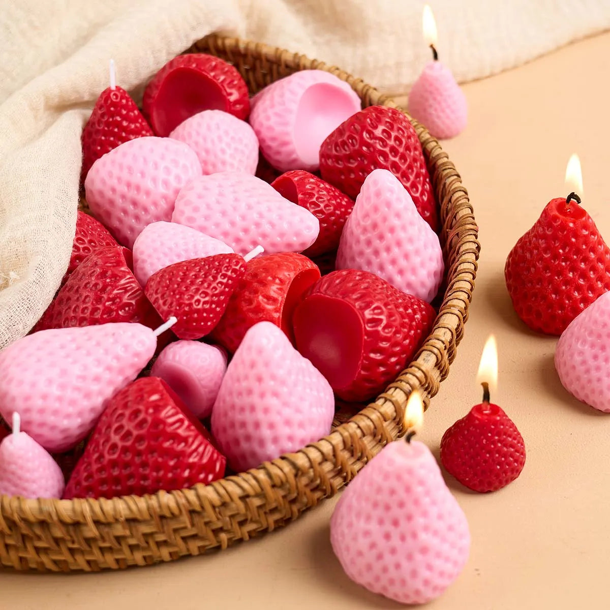 VILZSTUDIOS Strawberry Silicone Candle Mold