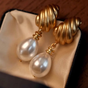 VILZSTUDIOS Gold Pearl Geometric Drop Earrings