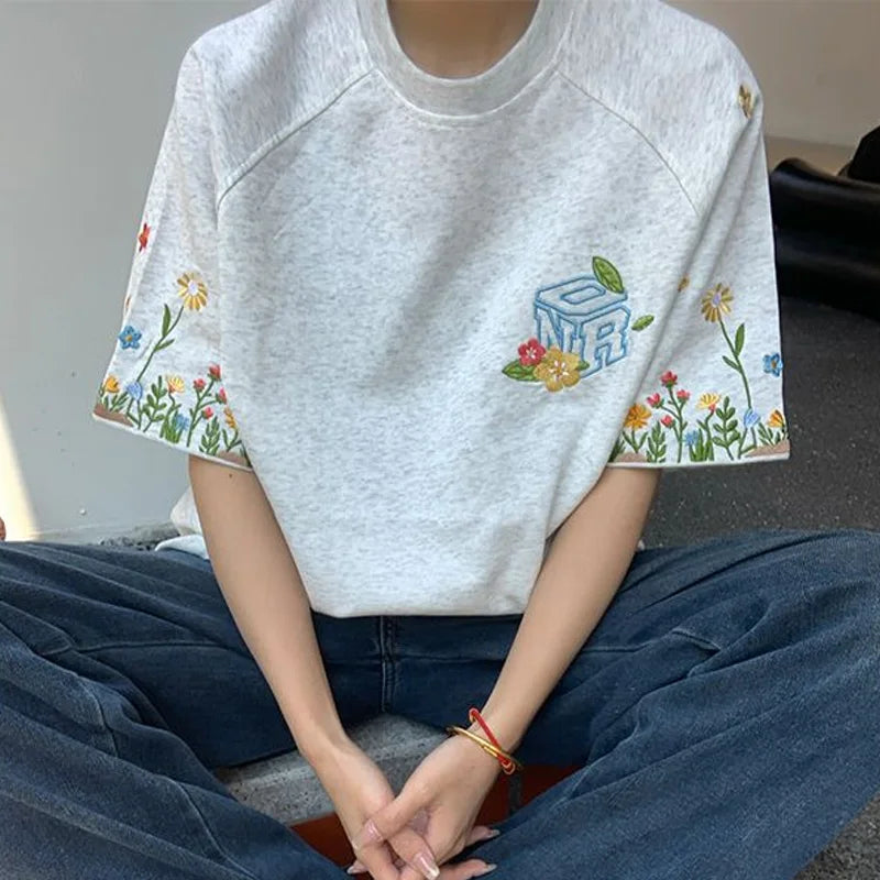 VILZSTUDIOS Flowers Embroidery Loose T-Shirt