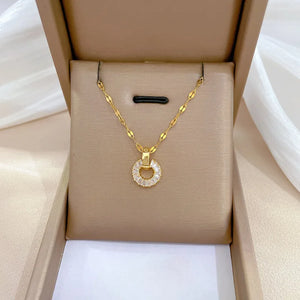 VILZSTUDIOS Stainless Steel Hollow Round Crystal Necklace