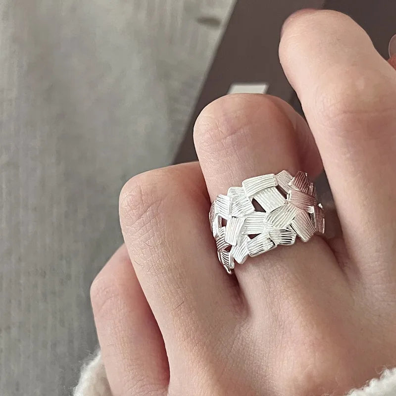 VILZSTUDIOS Geometric Wide Braid Squares Matte Ring
