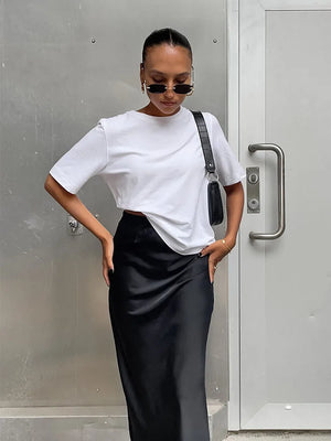 VILZSTUDIOS Sleek Black Satin Trumpet Skirt