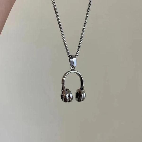 Sweet Cool Bow Pendant Necklace