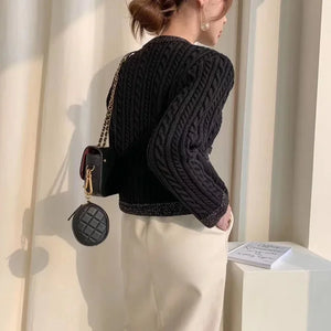 VILZSTUDIOS Elegant Knit Cardigan