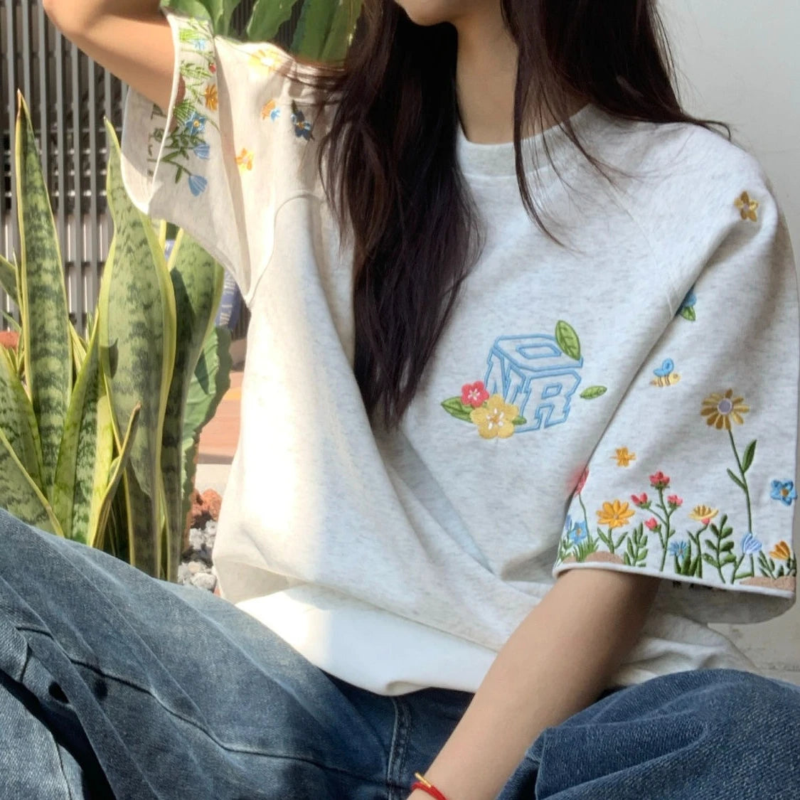 VILZSTUDIOS Flowers Embroidery Loose T-Shirt