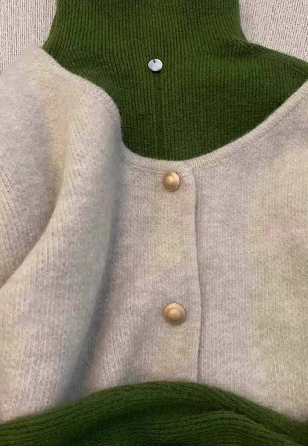 VILZSTUDIOS Cozy Cashmere Knitted Sleeveless Sweater