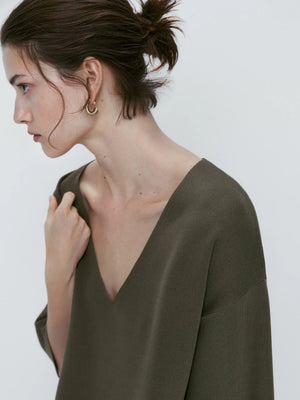 VILZSTUDIOS Casual Knitted Midi Dress with Slit