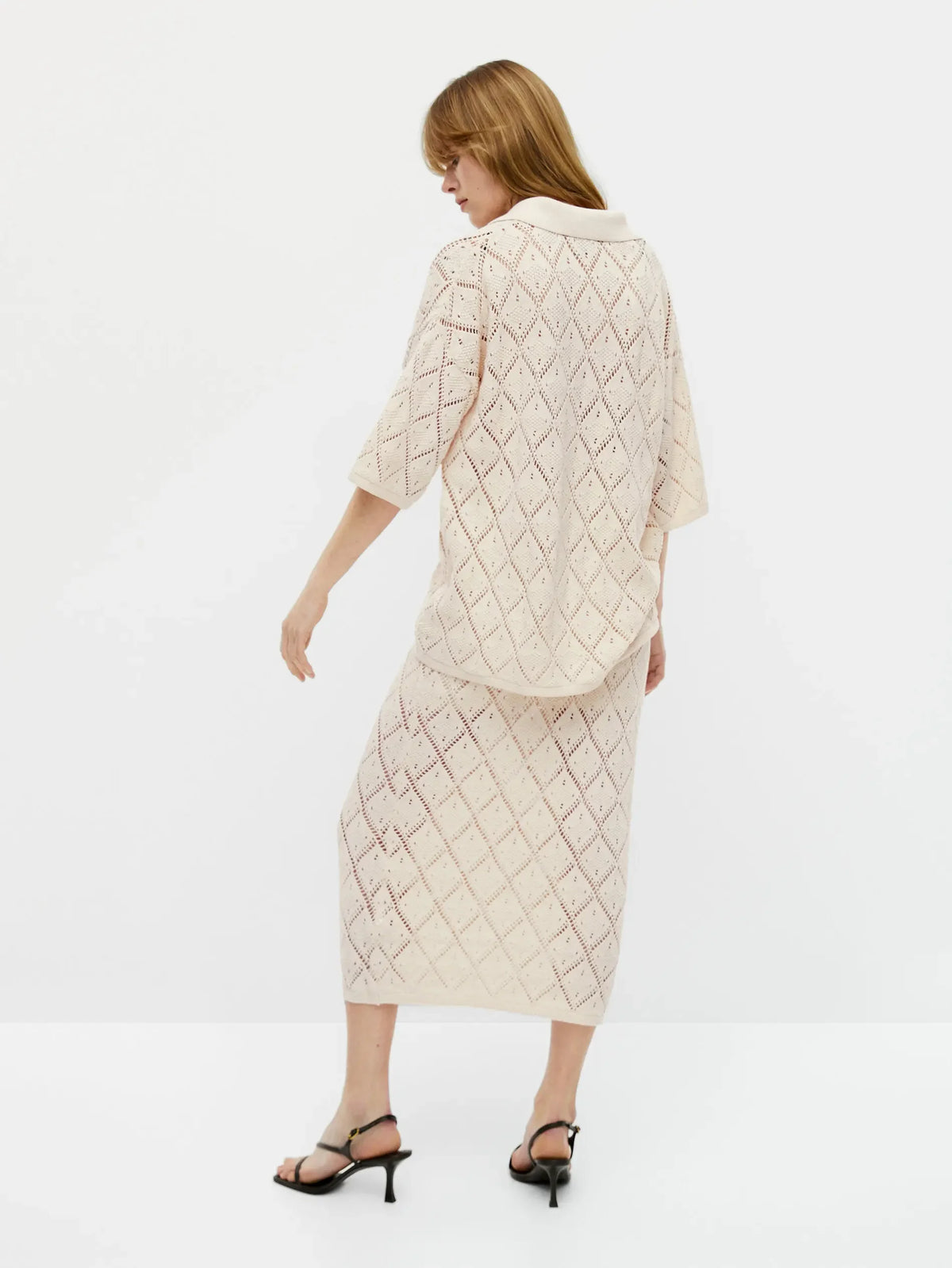 VILZSTUDIOS Ethereal Flowy Crocheted Slim Fit Skirt.
