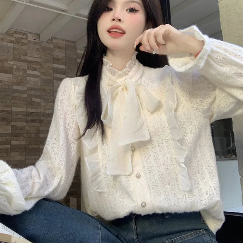 VILZSTUDIOS Elegant Lace Flare Sleeve Knitted Blouse