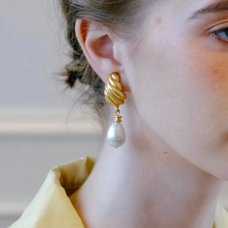 VILZSTUDIOS Gold Pearl Geometric Drop Earrings
