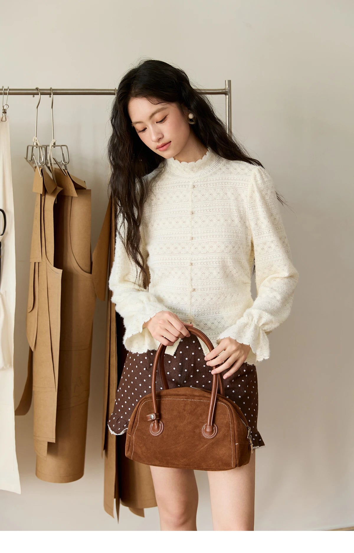 VILZSTUDIOS Elegant Lace Half High Collar Blouse