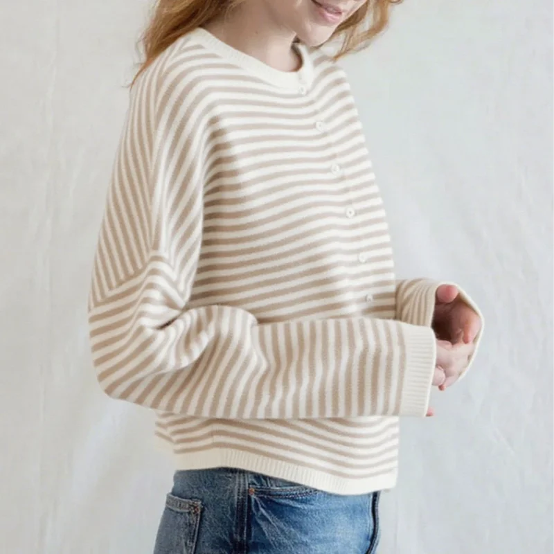 VILZSTUDIOS Casual Striped Knitted Cardigan