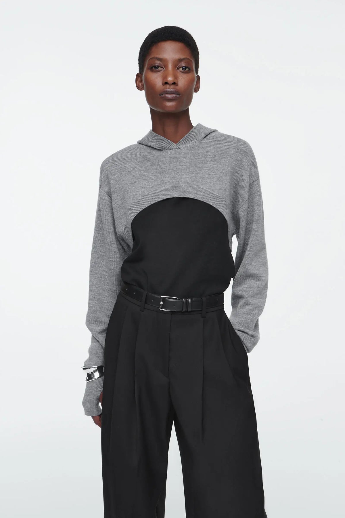 VILZSTUDIOS Wool Knit Cropped Hoodie