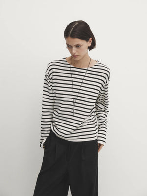 VILZSTUDIOS Cozy Striped Crew Neck Long Sleeve Top