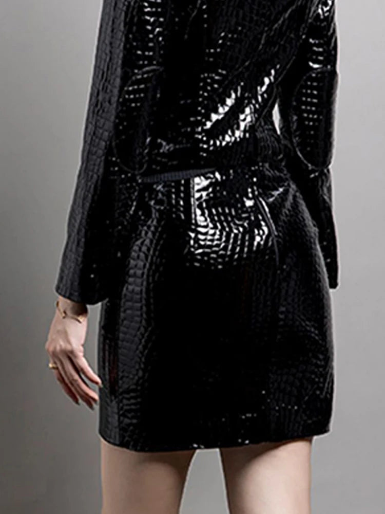 VILZSTUDIOS Lautaro Spring Shiny Black Crocodile Print