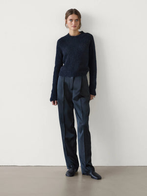 VILZSTUDIOS Basic Woolen Loose Knit Sweater