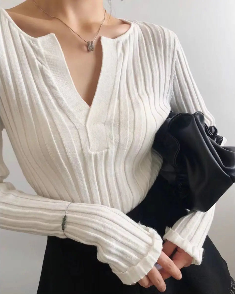VILZSTUDIOS Knitted V-neck Sweater