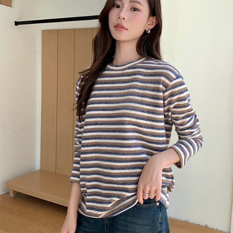 VILZSTUDIOS Cozy Striped Knit Sweater