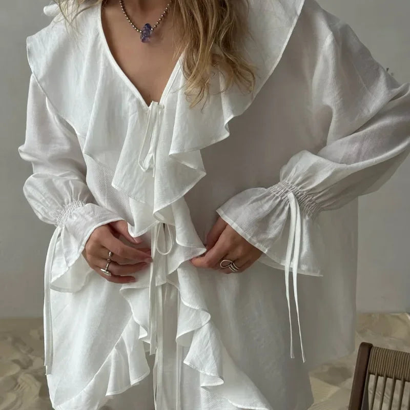 VILZSTUDIOS Chic White Linen Lace-Up Shirt