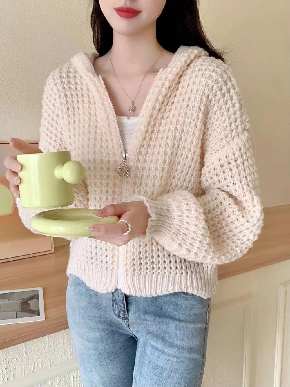 VILZSTUDIOS Elegant Solid Color Hoodie