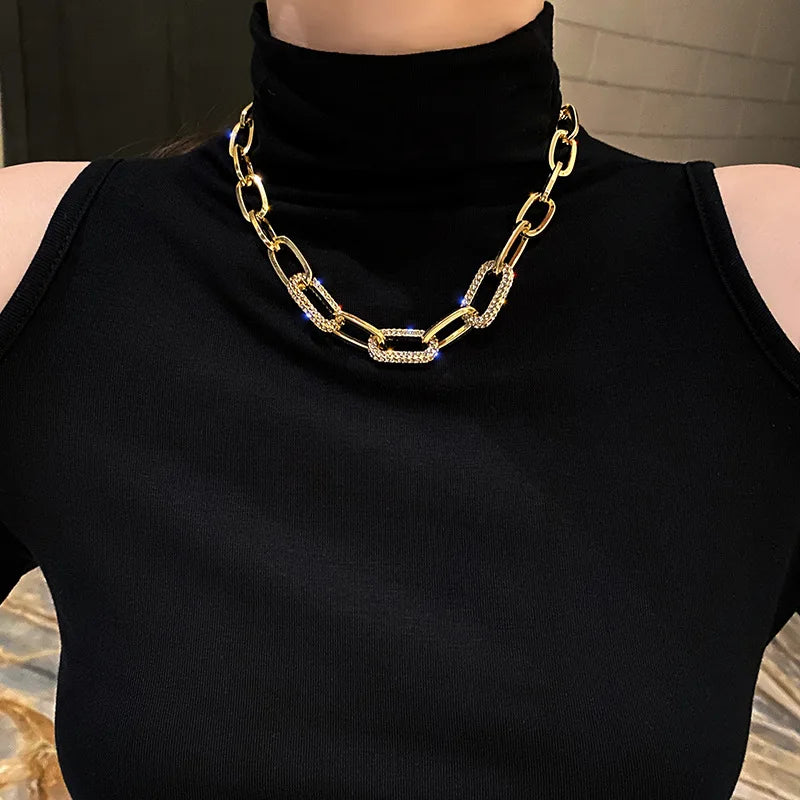 VILZSTUDIOS Thick Metal Chains Necklace