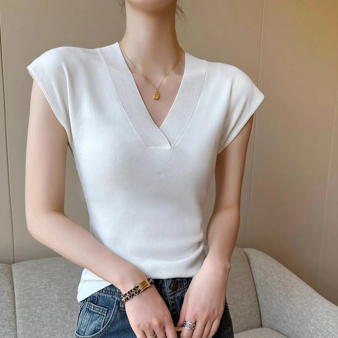 VILZSTUDIOS Sexy White V-Neck Knit T-Shirt