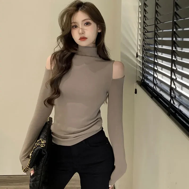 VILZSTUDIOS Stylish Hollow Out Velvet Sweater