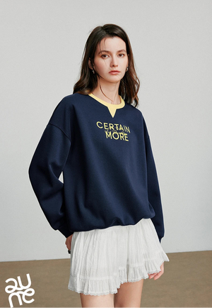VILZSTUDIOS Contrasting Color Splicing Letter Print Shirt