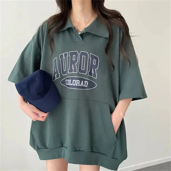 Lightweight Printed V-neck T-shirt