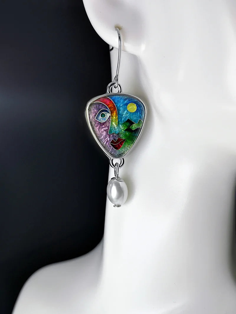 VILZSTUDIOS Ethnic Style Carved Pearl Earring