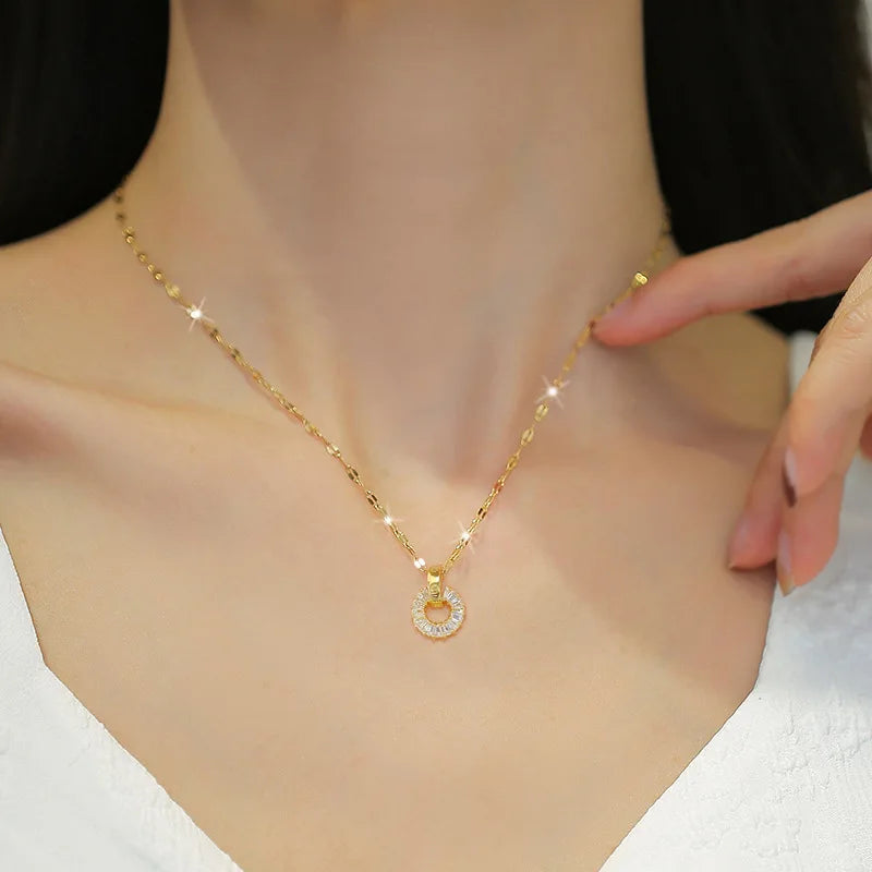 VILZSTUDIOS Stainless Steel Hollow Round Crystal Necklace