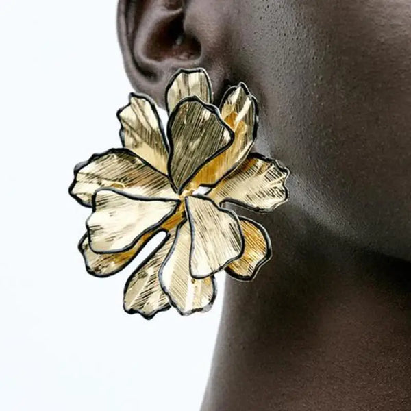 Punk Black Gold Fold Flowers Earrings