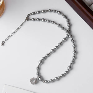 VILZSTUDIOS Girl Gift Elegant Pearl Choker Necklace
