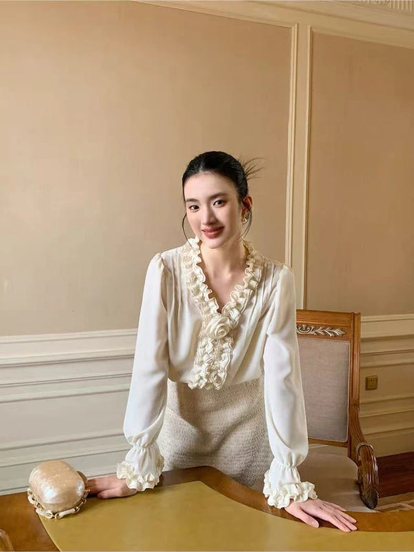 Chic Rose Decoration V-Neck Blouse
