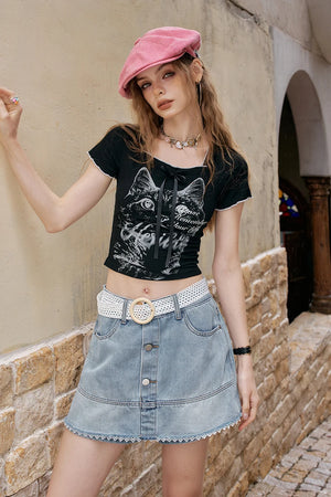 VILZSTUDIOS Chic Cat Print Square Neck Cropped T-Shirt
